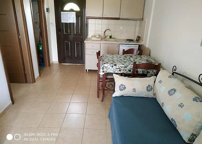 Stella Meri - Nea Skioni