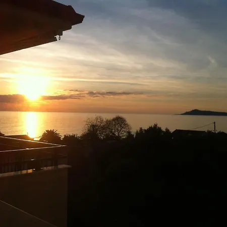 Stella Meri - Apartament
